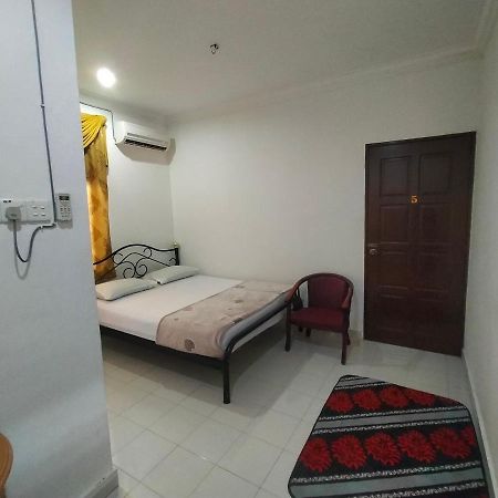 Oyo Home 90388 Homestay Masha 랑카위 외부 사진